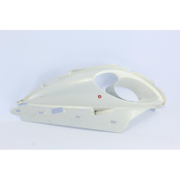 Carenagem Direita Do Pisca Suzuki Hayabusa G2 (436)