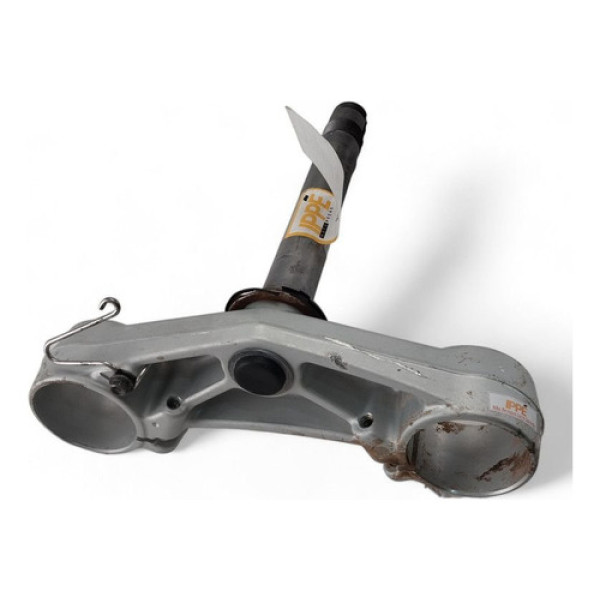 Mesa Inferior Direção Triunph Tiger 800 Xc 2013 Com Avaria