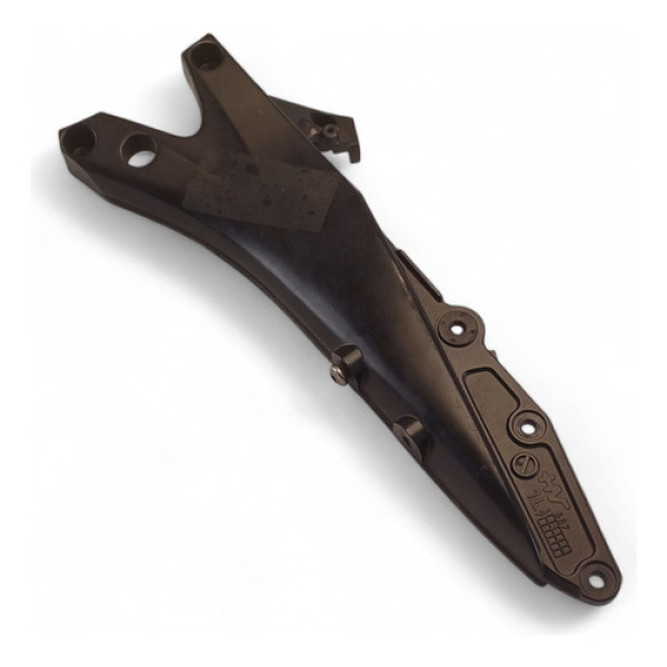 Quadro B Esquerdo Suzuki Srad 750 2008